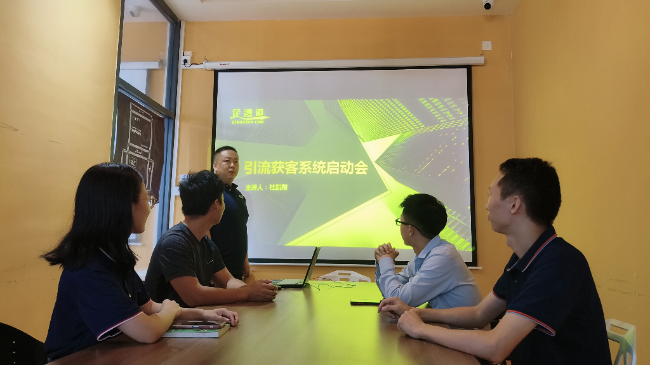 珠海中山短视频拍摄东凤代运营公司：95%的企业做短视频，为何粉丝难破千？露脸、真诚、重复——这看似最笨的方法，正在悄悄奖励那5%的清醒者